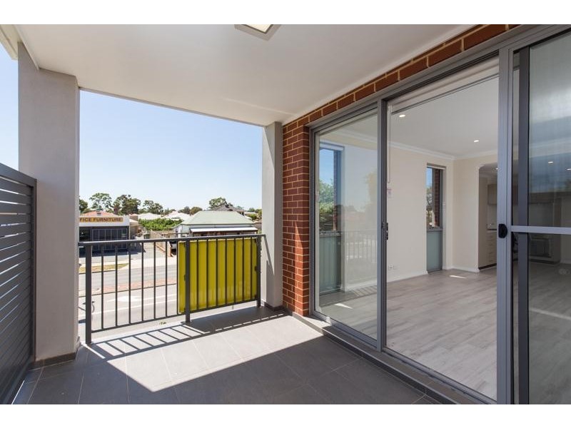 4/140 Morrison Road, Midland WA 6056