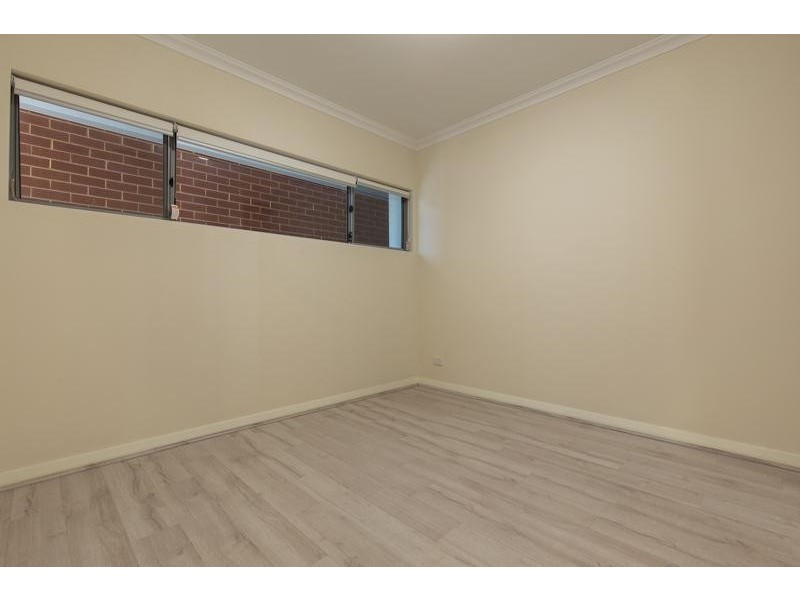 4/140 Morrison Road, Midland WA 6056