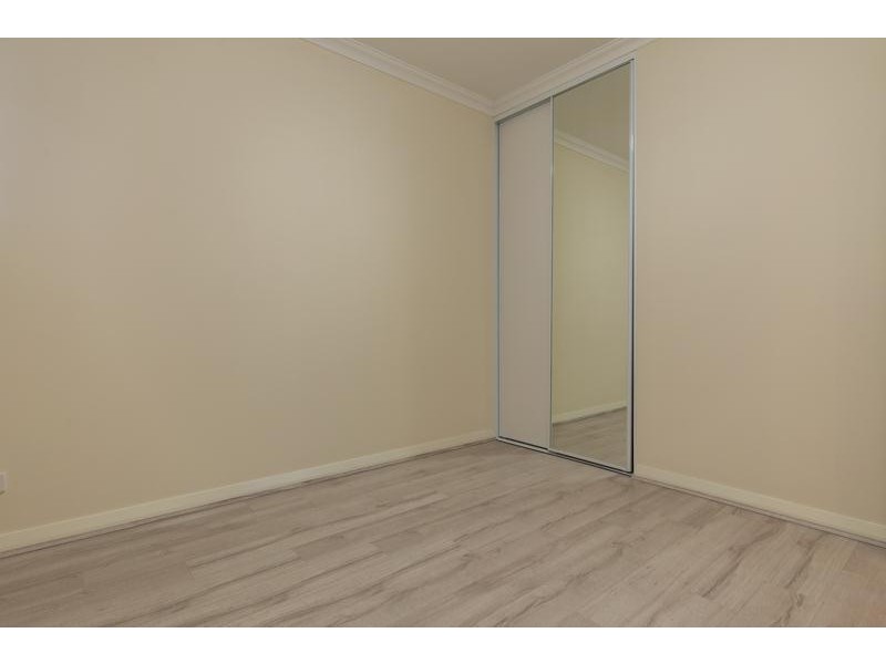 4/140 Morrison Road, Midland WA 6056