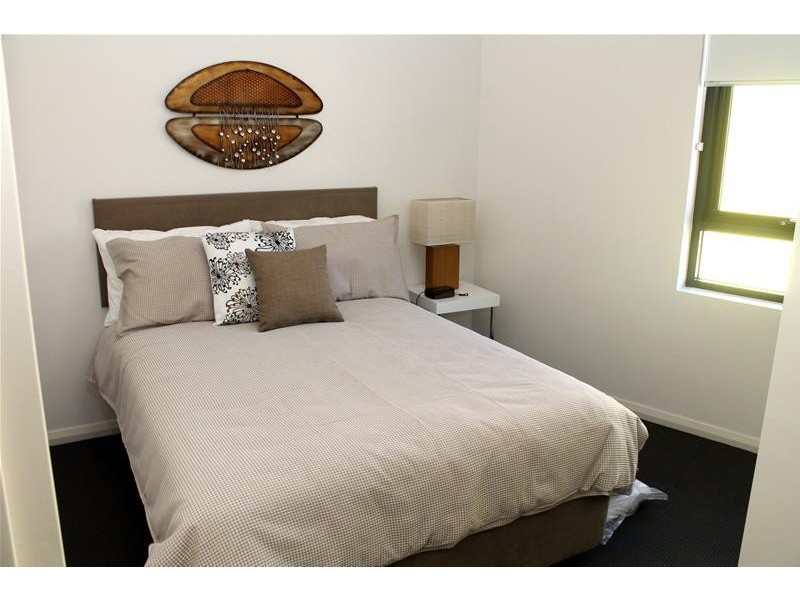 24/10 Linkage Avenue, Cockburn Central WA 6164