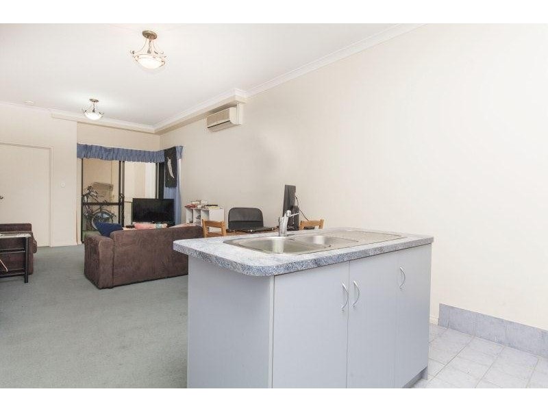 2/273 Hay Street, East Perth WA 6004