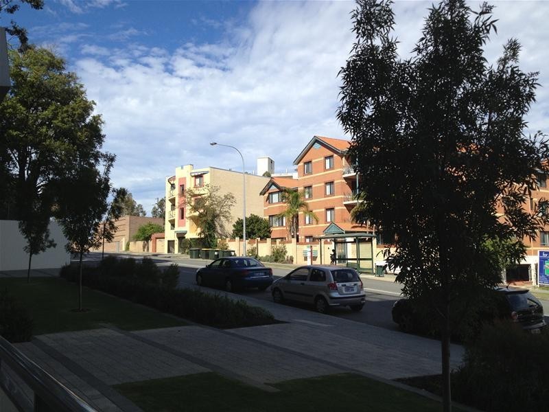 2/18 Wellington Street, East Perth WA 6004