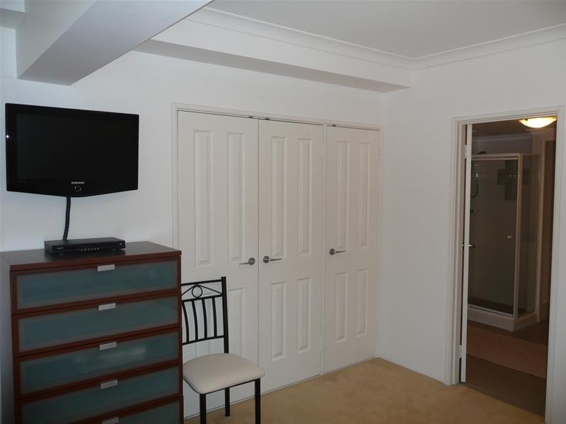 4.2/170 Adelaide Terrace, East Perth WA 6004