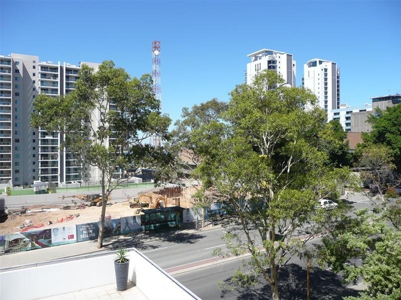 4.2/170 Adelaide Terrace, East Perth WA 6004