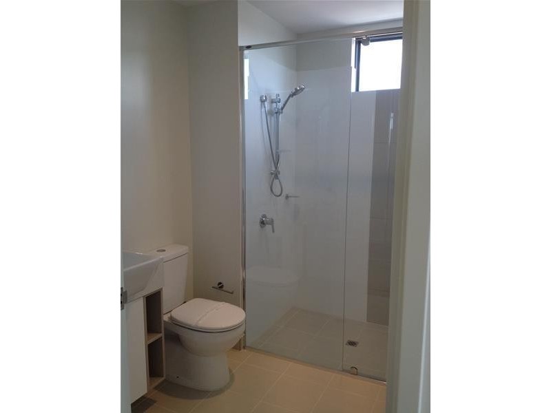 69/16 Midgegooroo Avenue, Cockburn Central WA 6164