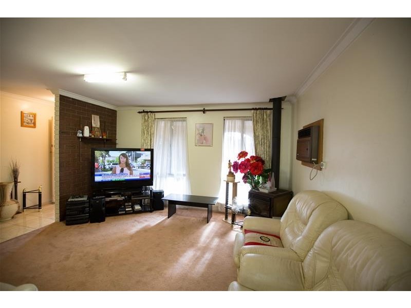 17 Duff Road, Riverton WA 6148