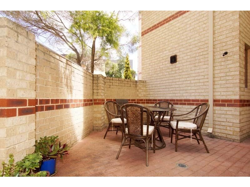 9/18 Forrest Avenue, East Perth WA 6004