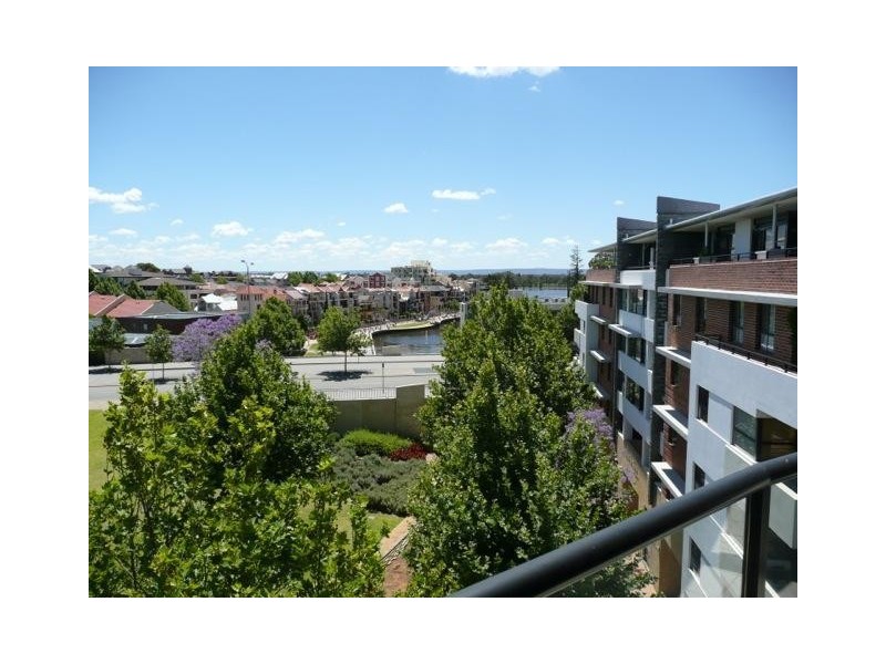 1/10 Eastbrook  Terrace, East Perth WA 6004