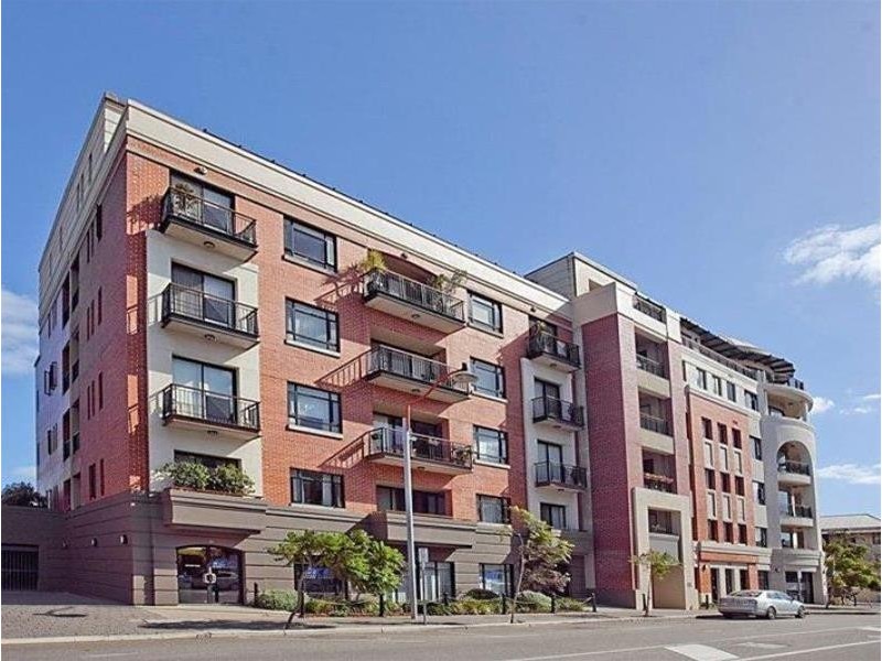 15/74 Cantonment Street, Fremantle WA 6160