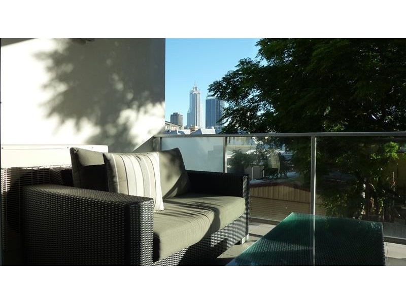 9/5 Antonas Road, Northbridge WA 6003