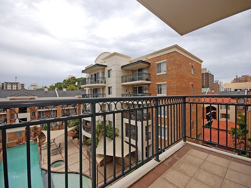 54/123 Wellington Street, East Perth WA 6004