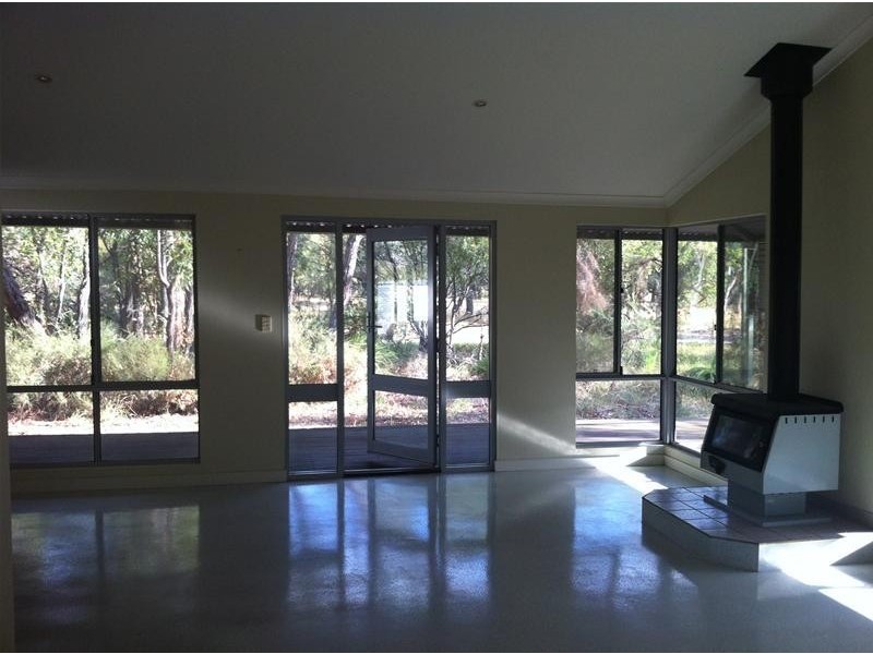 149 Gull Road, Serpentine WA 6125