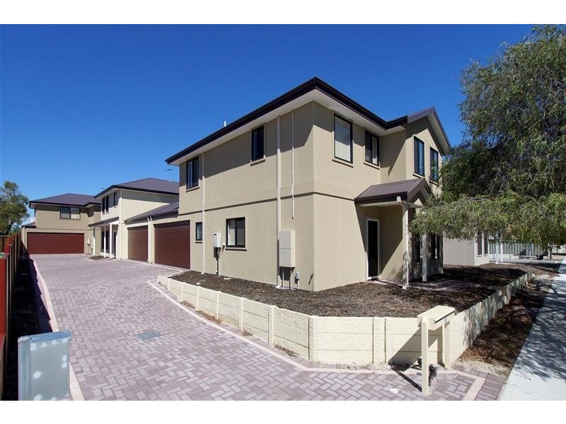 2/42 McGlinn Way, Cloverdale WA 6105