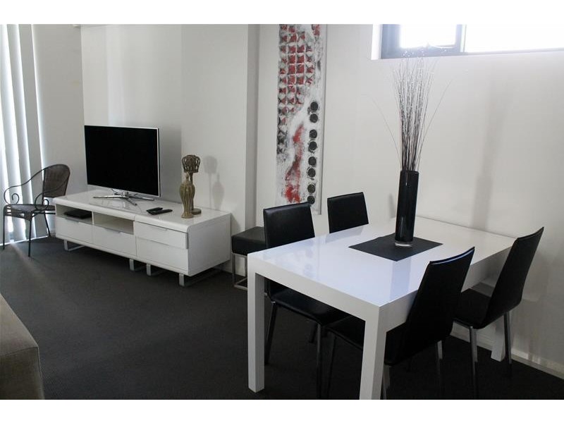 8/19 Stockton Bend, Cockburn Central WA 6164