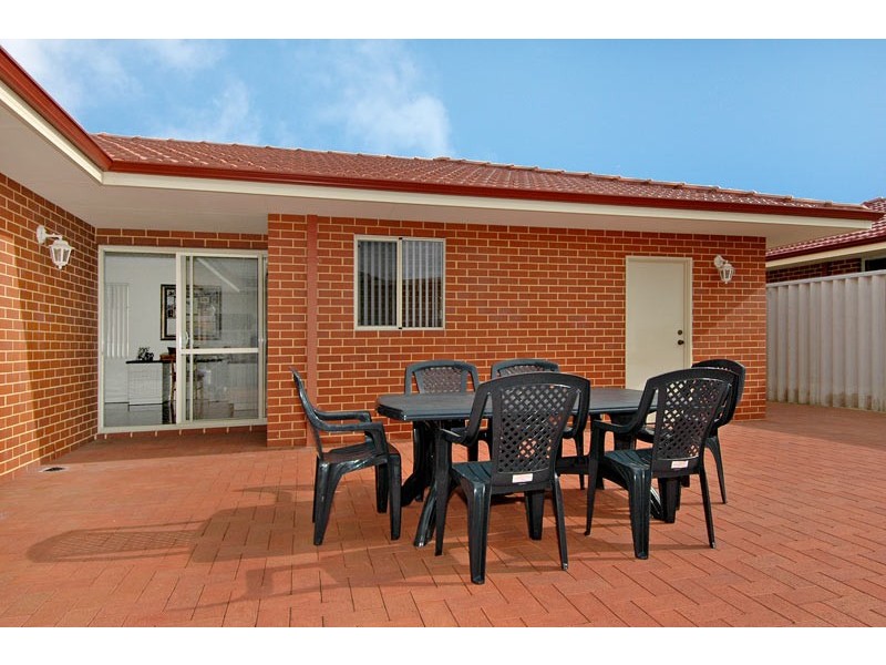 1 Redgate Lane, Dianella WA 6059