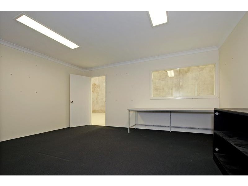 3/2 Downing Street, Carlisle WA 6101