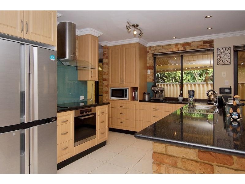 22 Hakea Plaza, Canning Vale WA 6155