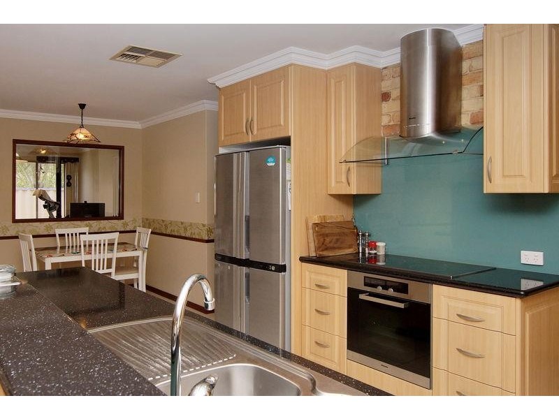 22 Hakea Plaza, Canning Vale WA 6155