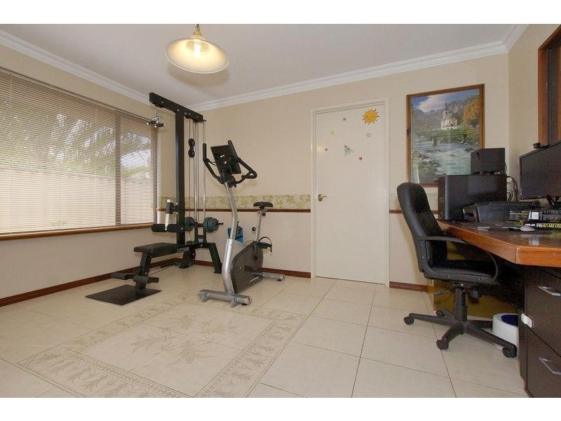 22 Hakea Plaza, Canning Vale WA 6155