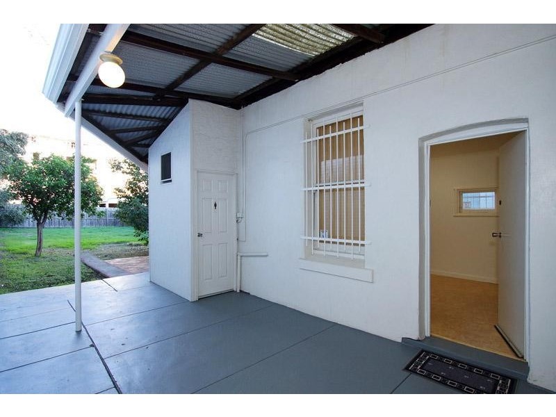 180 Claisebrook Road, Perth WA 6000