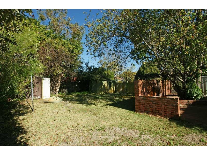 7 Seymour Avenue, Floreat WA 6014