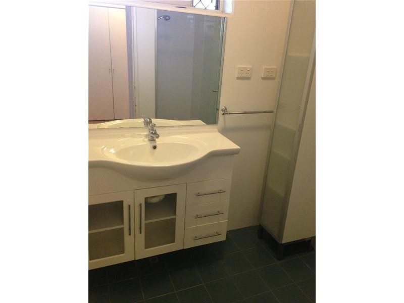 2 Whittle Place, Stirling WA 6021