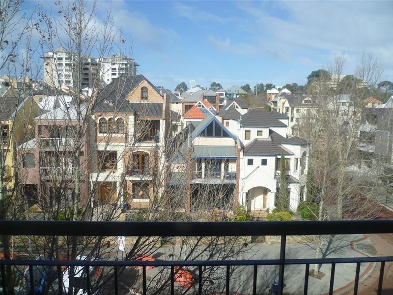 67/20 Royal Street, East Perth WA 6004