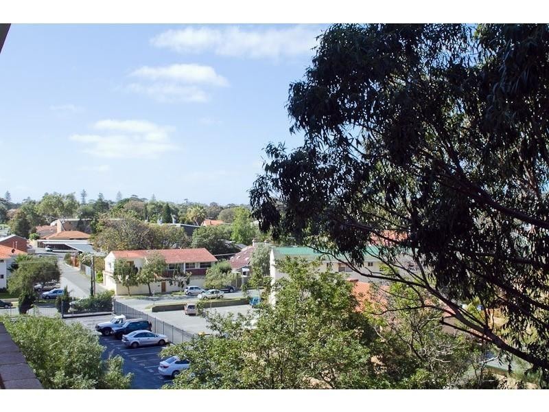 68/4 Dover Court, Mosman Park WA 6012