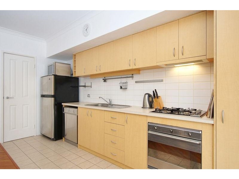 4.2/170 Adelaide Terrace, East Perth WA 6004