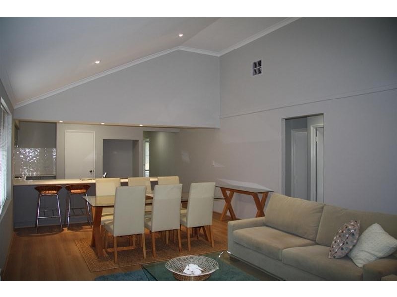 1 Lloyd Avenue, Ravenswood WA 6208