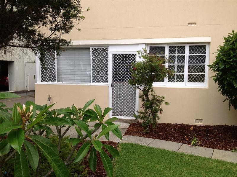 1/45 Adelaide Terrace, East Perth WA 6004