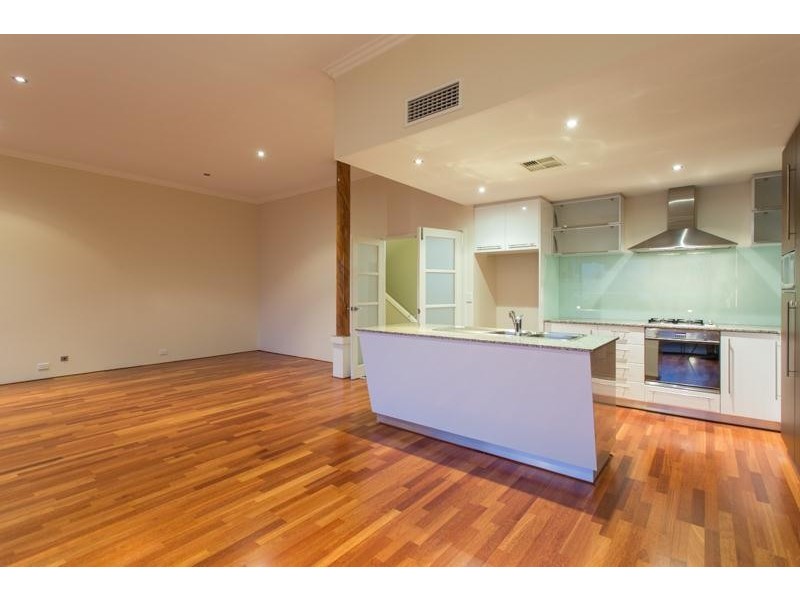 5 Vanguard Terrace, East Perth WA 6004