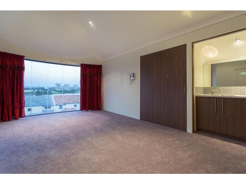 5 Vanguard Terrace, East Perth WA 6004