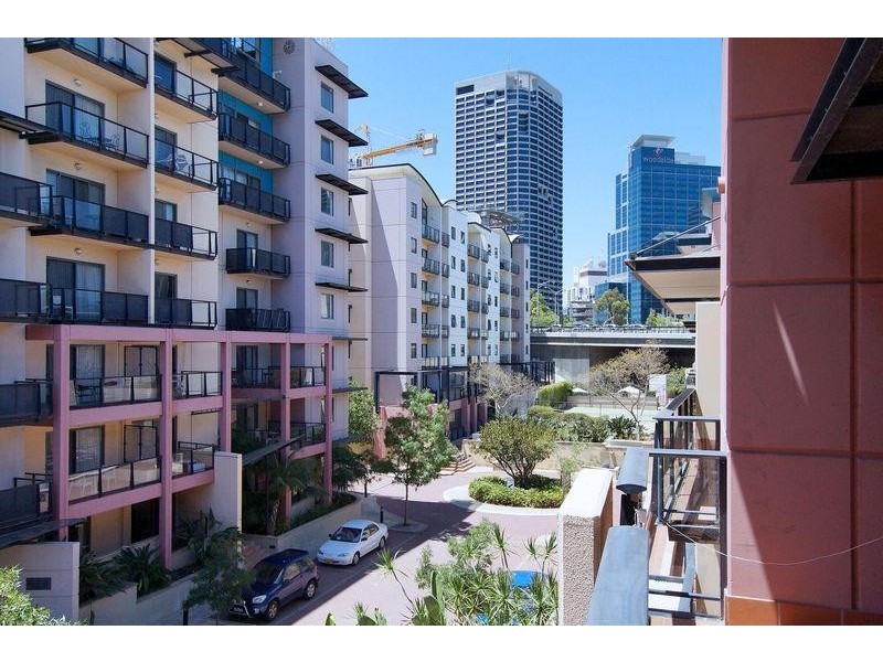 5/116 Mounts Bay Road, Perth WA 6000