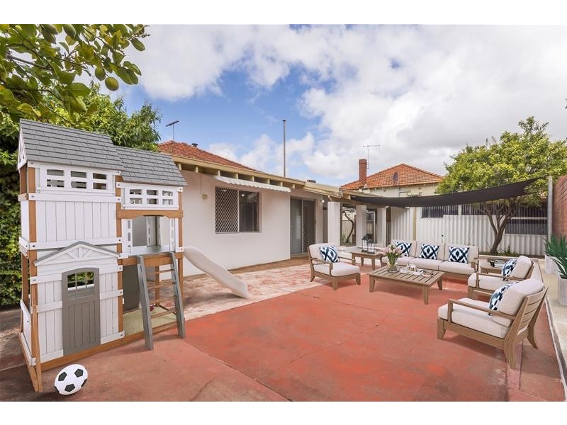 7 Clydesdale Street, Burswood WA 6100