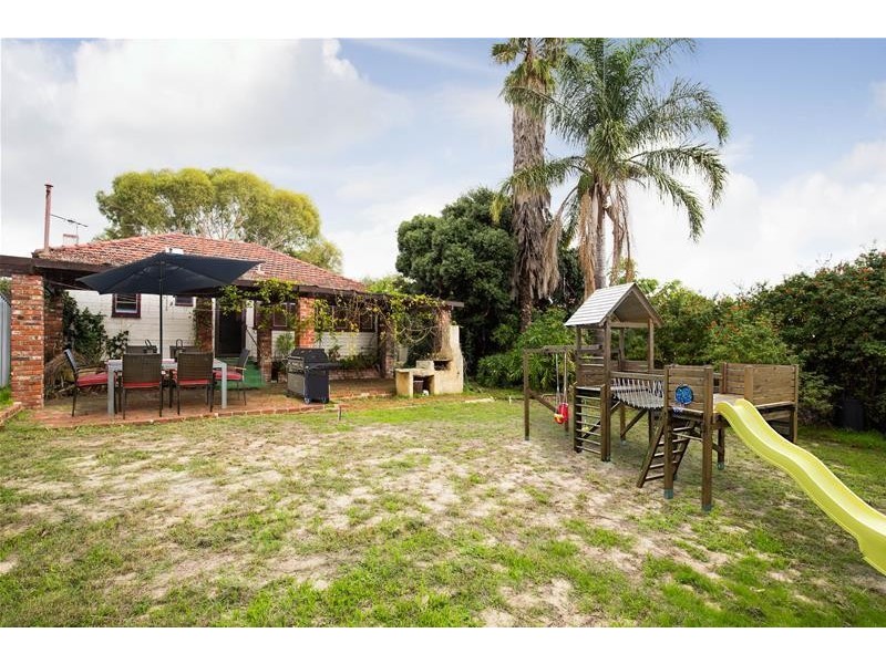 120 Brandon Street, Kensington WA 6151