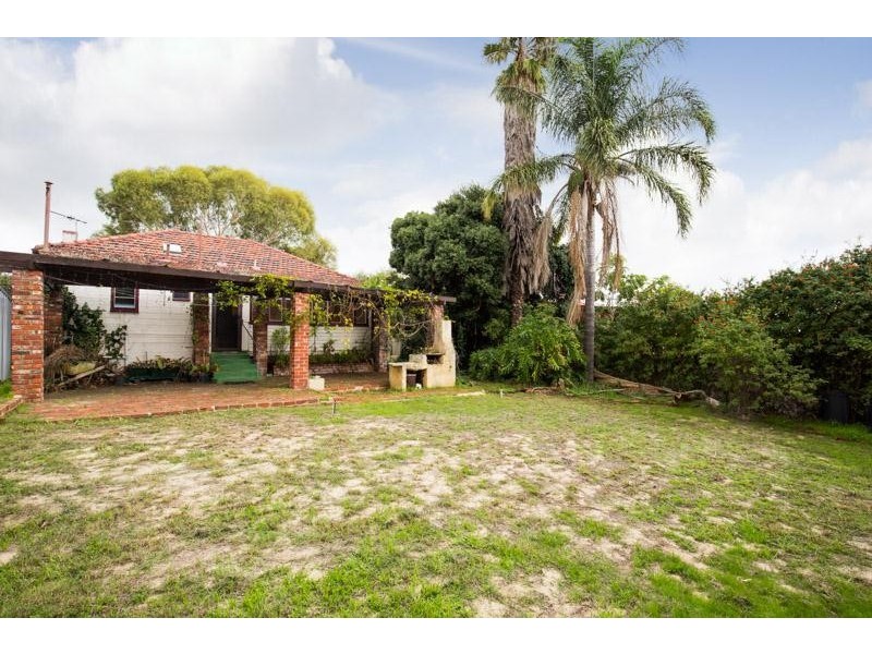 120 Brandon Street, Kensington WA 6151