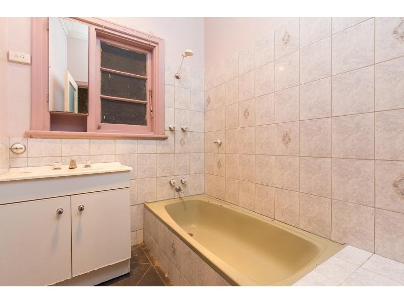 120 Brandon Street, Kensington WA 6151