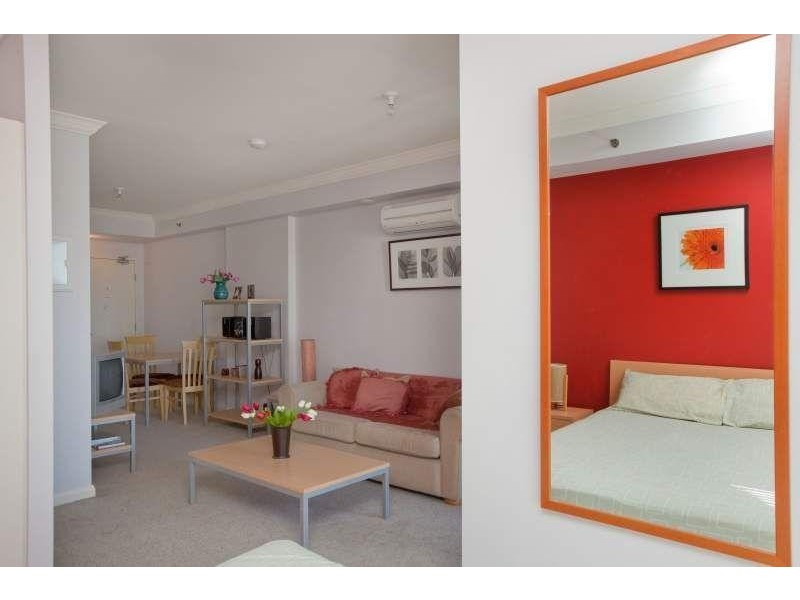 4J/811 Hay Street, Perth WA 6000