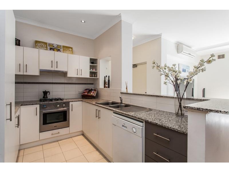 6/134 Aberdeen Street, Northbridge WA 6003