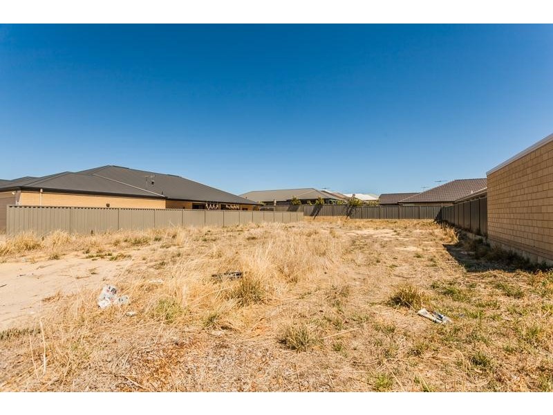 63 Kellogg Drive, Piara Waters WA 6112