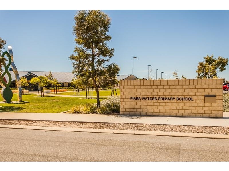 63 Kellogg Drive, Piara Waters WA 6112