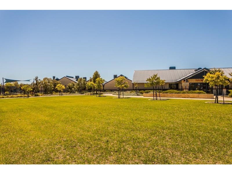 63 Kellogg Drive, Piara Waters WA 6112