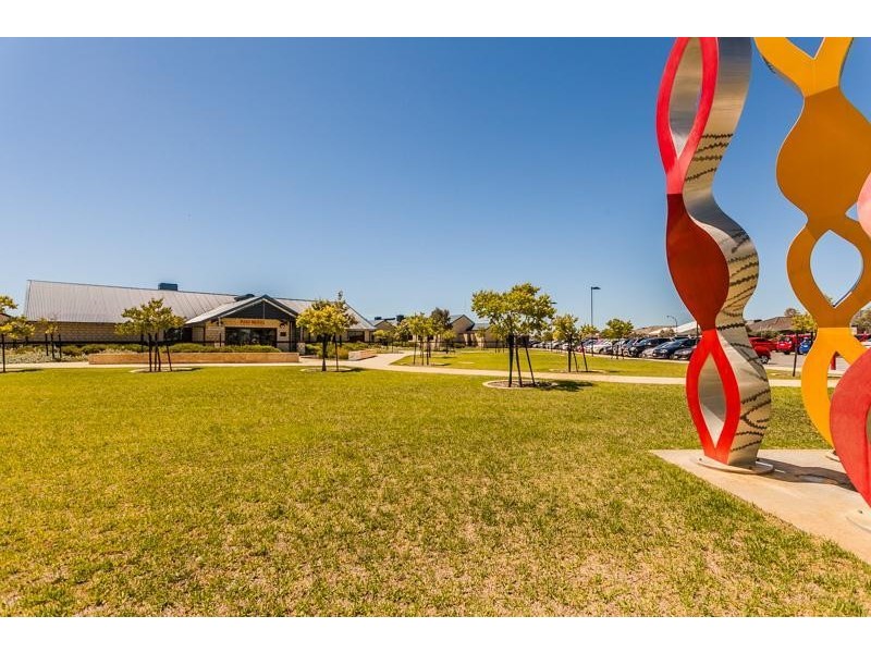 63 Kellogg Drive, Piara Waters WA 6112