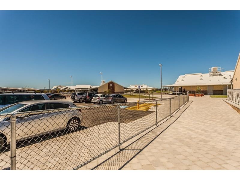 63 Kellogg Drive, Piara Waters WA 6112