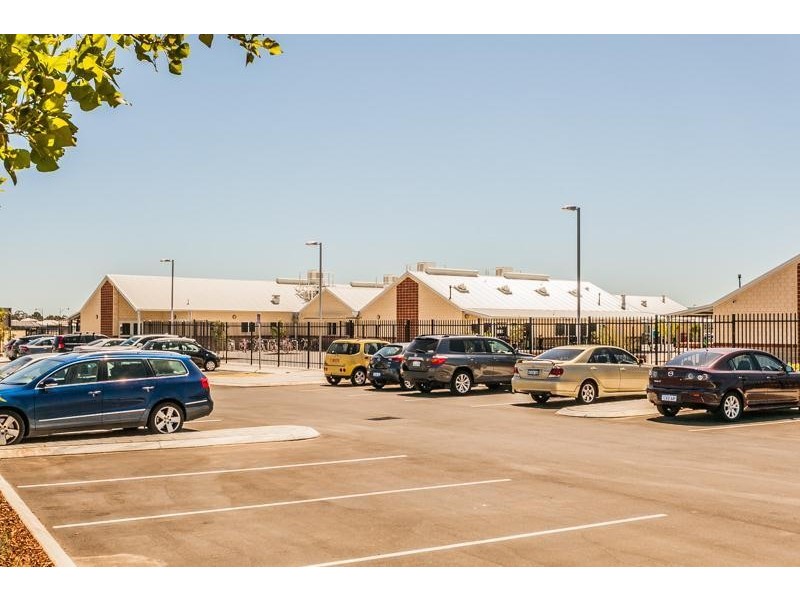 63 Kellogg Drive, Piara Waters WA 6112