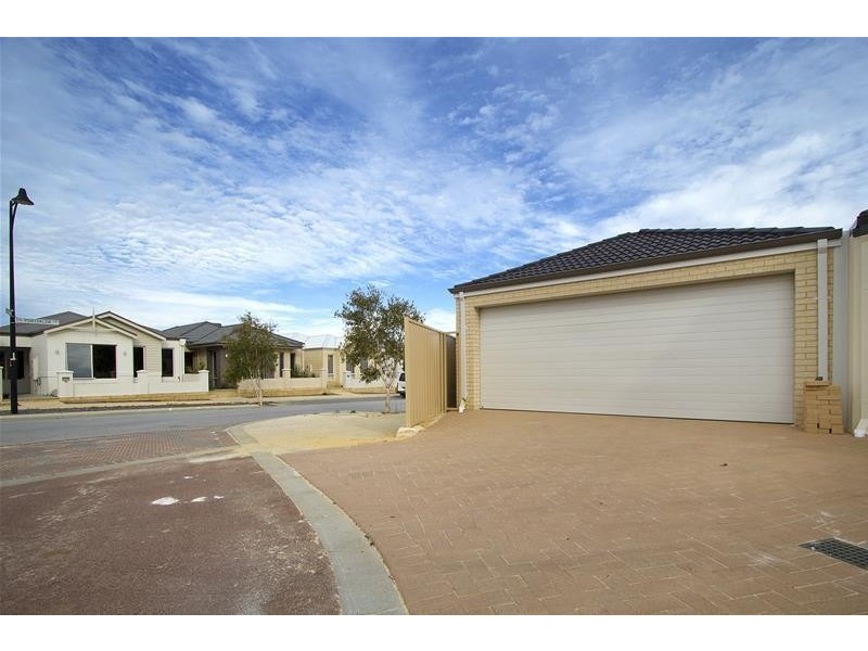 22 Blackrock Avenue, Butler WA 6036