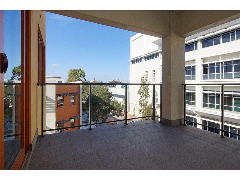 10/150 Stirling Street, Perth WA 6000