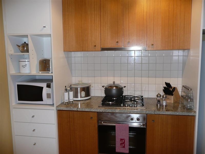 9/1 Henry Lawson Walk, East Perth WA 6004