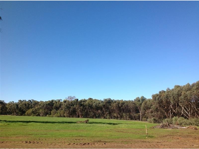 105 Oyston Road, Bakers Hill WA 6562